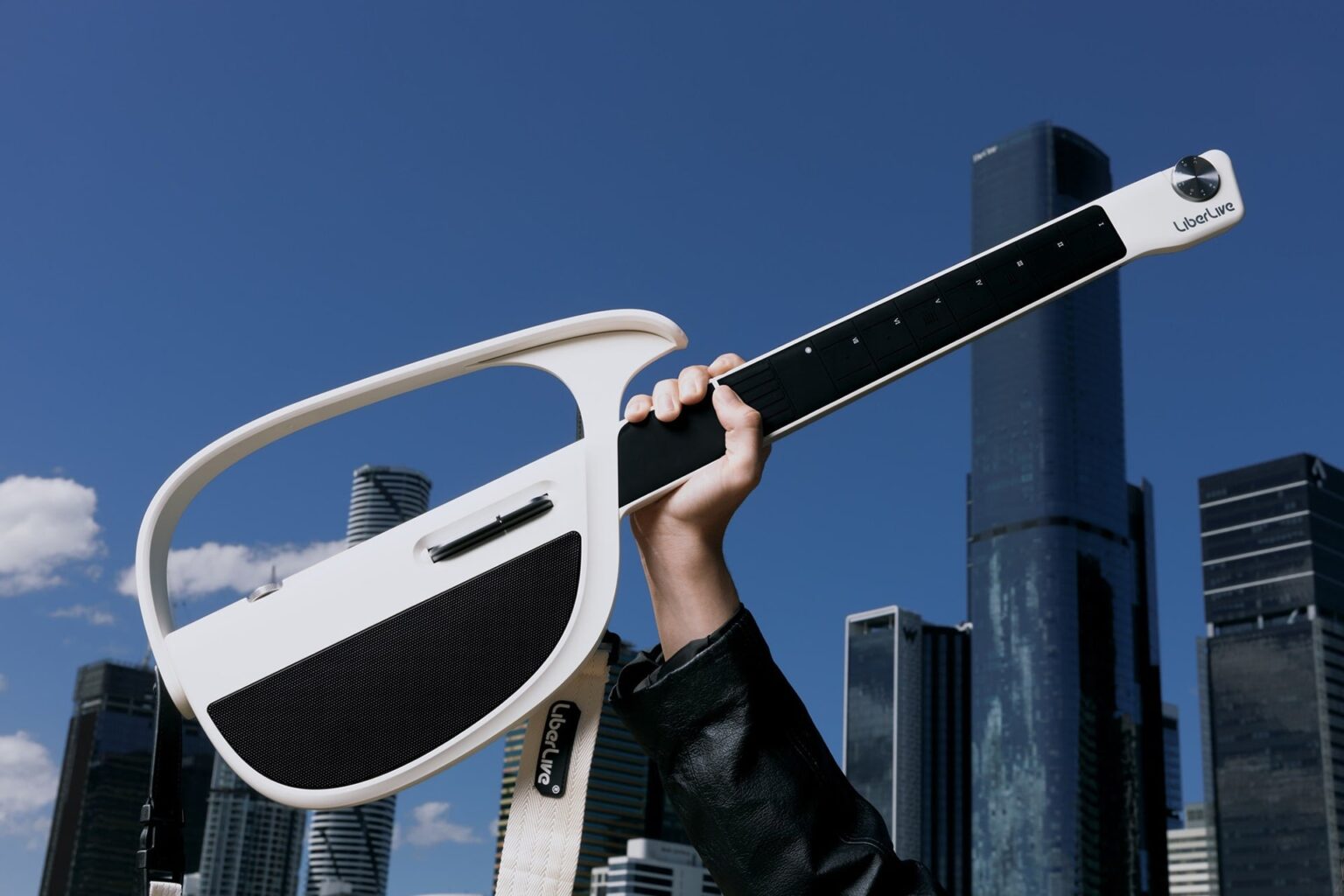 no string guitar Liberlive C1 